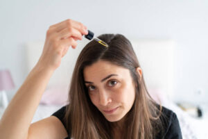 Read more about the article The Best Hair Serum for Women: Top Picks for Healthier, Shinier Hair